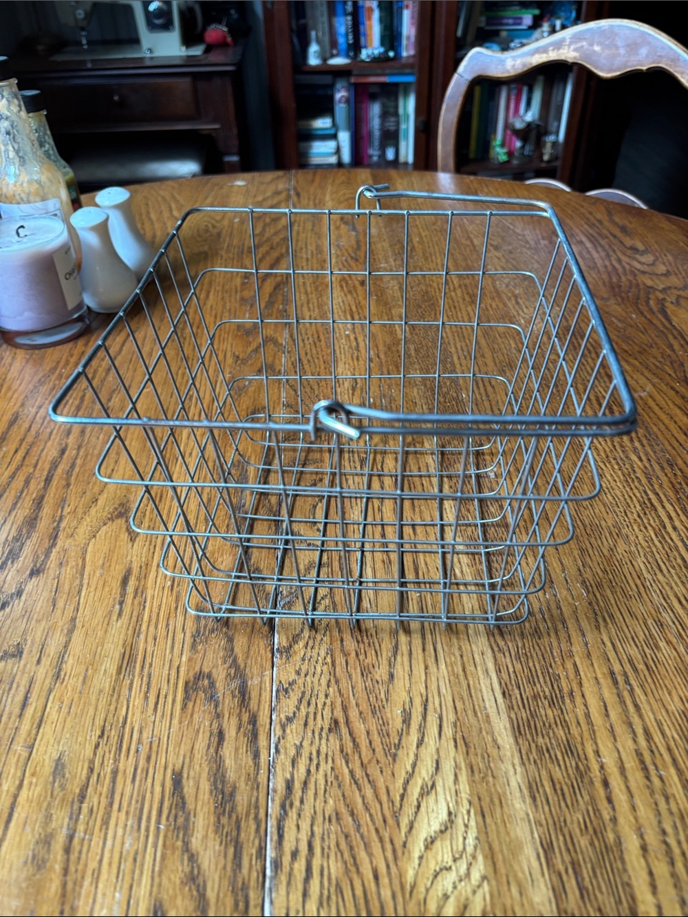 Stanley Metal Wire Storage Basket in Gray